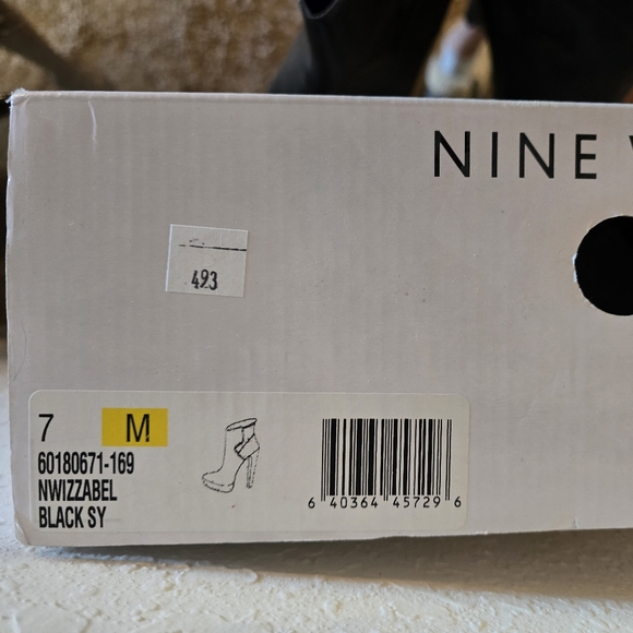 Nine West size 7 Izzabella platform stilleto bootie. - Picture 7 of 8